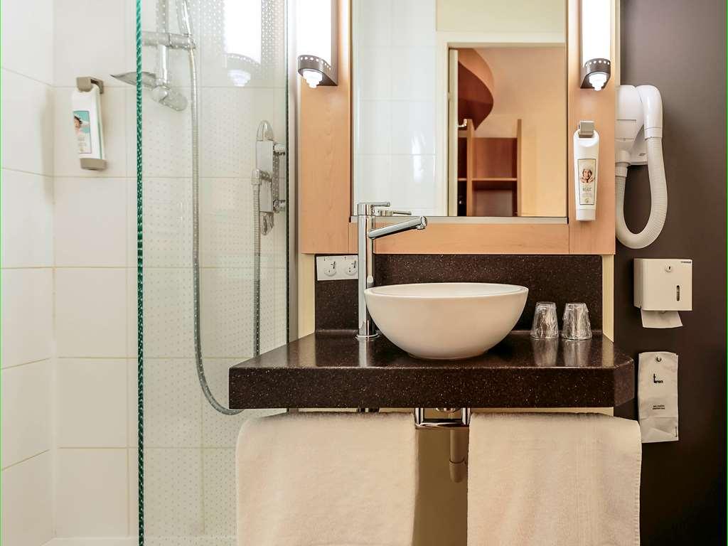 Ibis Clermont Ferrand Sud Herbet Szoba fotó